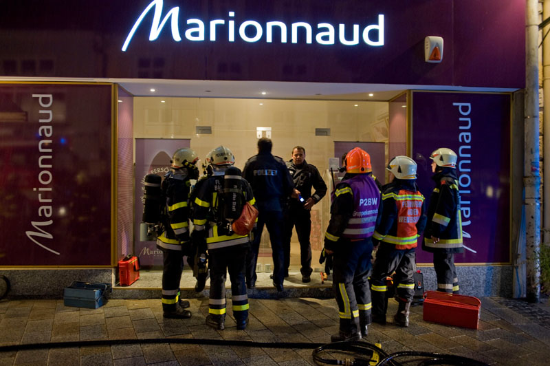100925 Geschäftsbrand Baden FUZO